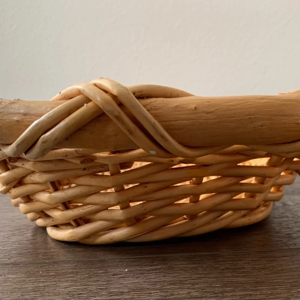 Rattan tray